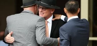 Martin Crowe farewelled in Auckland