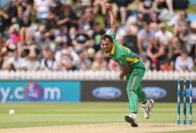 Umar Akmal carries Pakistan to consolation win