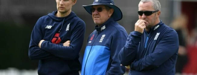 Paul Farbrace to take over from Trevor Bayliss for T20Is against Australia and India